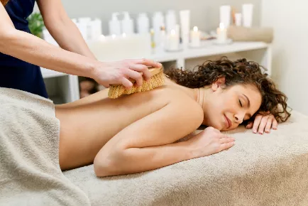 Book now an Oxygen Body Treatments service with Pampertree